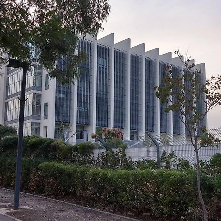 Studio In Herzliya, Near Idc & Park 外观 照片